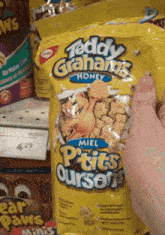 Teddy Grahams Honey GIF - Teddy Grahams Honey Teddy Bear Graham Crackers GIFs