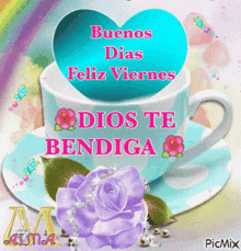 a cup of coffee with a heart on top and the words buenos dias feliz viernes dios te bendiga on the bottom
