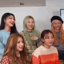 Prodseuls Gowon GIF - Prodseuls Gowon Loona GIFs
