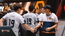 Good Game Shaking Hands GIF - Good Game Shaking Hands Gg GIFs