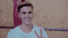 Yes Justin Beiber GIF - Yes Justin Beiber Peace GIFs