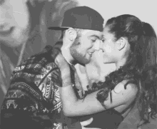 Mac Miller Ariana Grande GIF - Mac Miller Ariana Grande Kisses GIFs