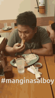 Eating Out Eating GIF - Eating Out Eating Eating Chicken GIFs