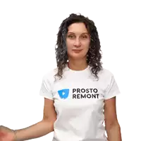a woman wearing a white shirt that says prosto remont on it