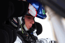 extreme e motorsport racing driver race car xe
