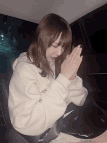 Yua Mikami Pray GIF - Yua Mikami Pray Cute GIFs