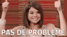 Pas De Problème GIF - Selena Gomez Thumbs Up Yay GIFs