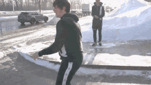 Throwing Snow Gustavo Rigal GIF