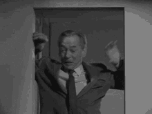 Distress Oh Shit GIF - Distress Oh Shit The Outer Limits GIFs