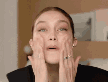 Gigi Hadid Maybelline GIF - Gigi Hadid Maybelline Maybelline New York GIFs