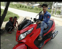 Mm Motorcycle GIF - Mm Motorcycle Pose GIFs