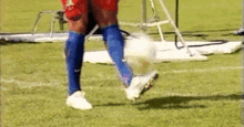Ronaldinho Keep-ups GIF