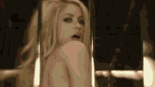 Ah-oooooooo GIF - She Wolf Shakira All Woman GIFs