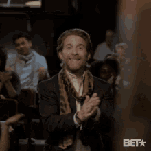 Clapping Twenties GIF - Clapping Twenties Applause GIFs