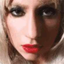 Trattoia Lady Gaga GIF - Trattoia Lady Gaga Rat GIFs