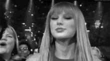 Taylor Swift Awards GIF - Taylor Swift Awards Shrug GIFs