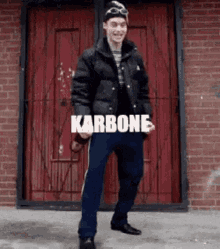 Karbone Russe GIF - Karbone Russe Dance GIFs