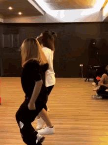 Majasupremacy Dance GIF - Majasupremacy Dance Dance Moves GIFs