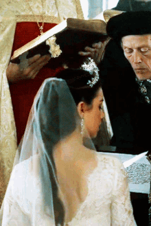 Mary Wed GIF - Mary Wed GIFs