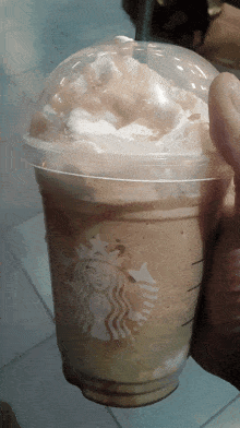 Starbucks Caramel Ribbon Crunch Frappuccino GIF - Starbucks Caramel Ribbon Crunch Frappuccino Fast Food GIFs