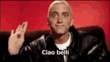 Ciao Belli Ciao Ragazzi Ci Vediamo Salutare Eminem GIF - Hello Dudes Bye Guys See Ya GIFs