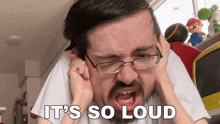 It'S So Loud Ricky Berwick GIF - It'S So Loud Ricky Berwick This Is Noisy GIFs