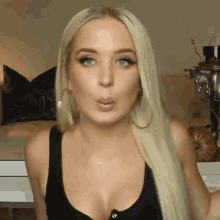 Macy Kate Whats Popping GIF - Macy Kate Whats Popping Whats Up GIFs