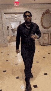 Young Jeezy Walking To The Club GIF - Young Jeezy Walking To The Club GIFs