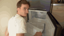 GIF