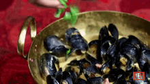 Curried Mussels GIF