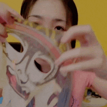 Holding The Face Mask Xiao Hoang GIF - Holding The Face Mask Xiao Hoang Xiaorishu GIFs