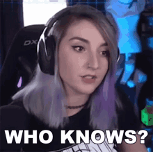 Who Knows Helloiamkate GIF - Who Knows Helloiamkate Queens Gaming Collective GIFs