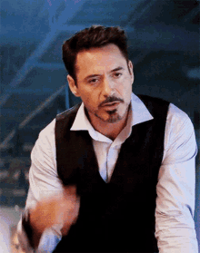 Iron Man Tony Stark GIF - Iron Man Tony Stark Crazy GIFs