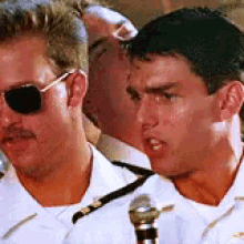 Zingen GIF - Tom Cruise Top Gun Singing GIFs