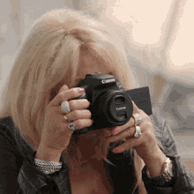 Oops Patricia Paay GIF - Oops Patricia Paay Rtl4 GIFs