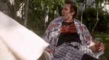 Jim Carrey Ace Ventura GIF - Jim Carrey Ace Ventura Saddle Bags GIFs