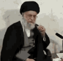 khamenei-dastsaz.gif