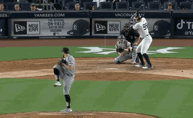 Rodon Carlos Rodon GIF - Rodon Carlos Rodon White Sox - Discover & Share  GIFs