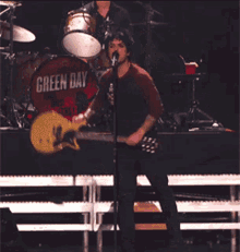 Green Day Band GIF - Green Day Band Music GIFs