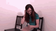 Young Woman With New Music Device GIF - Young Woman With New Music Device GIFs