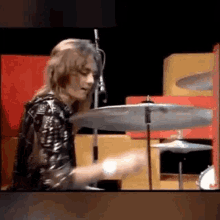 Roger Taylor GIF - Roger Taylor Queen GIFs