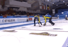 Curling Sweep GIF - Curling Sweep Hard GIFs