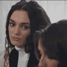 Ta Gueule Bisous GIF - Ta Gueule Bisous Emanet3 GIFs