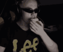Laffen Lee GIF - Laffen Lee Glasses GIFs