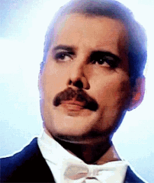 Freddie Mercury GIF - Freddie Mercury Freddie Mercury GIFs