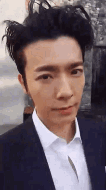 Donghae Kiss GIF - Donghae Kiss Handsome GIFs