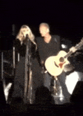 Stevie Nicks Lindsey Buckingham GIF - Stevie Nicks Lindsey Buckingham Whispering GIFs