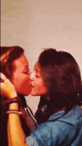 I Kissed A Girl And I Liked It Girls GIF - I Kissed A Girl And I Liked It Kissed A Girl Girls GIFs