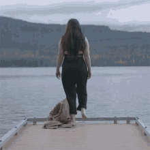 Jump Into The Water Lexi Norton GIF - Jump Into The Water Lexi Norton Echos GIFs