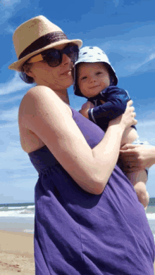 Asxl Mother And Baby GIF - Asxl Mother And Baby Bonding GIFs